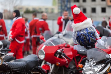 Noel Baba'nın motosiklet