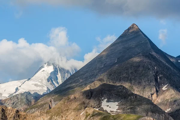 Grossglockner in clouds, National Park Hohe Tauern, Austria — Stock Photo, Image