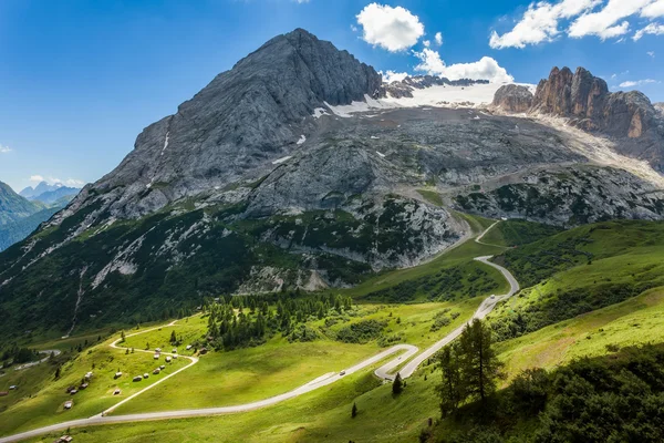 Dolomiti - sommaren beskådar av berget marmolada, trentino, Italien — Stockfoto