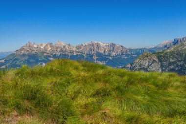 Yaz aylarında Dolomites dağ