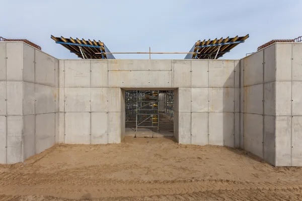 Construção do viaduto ferroviário — Fotografia de Stock