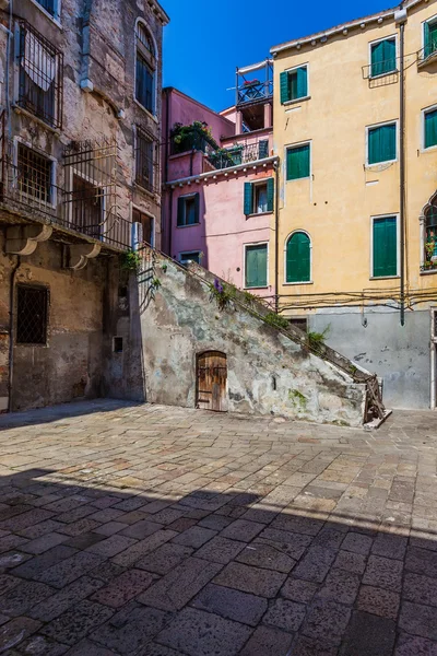 Callejuelas de la Venecia histórica — Foto de Stock