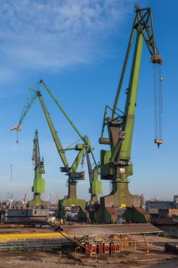 gdansk Tersanesi tarihi Vinçler