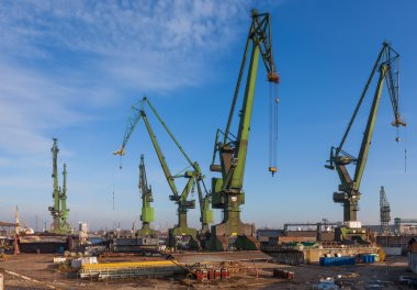 gdansk Tersanesi tarihi Vinçler