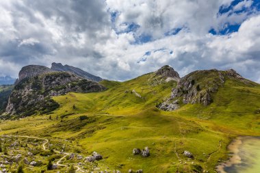 Dolomites'in geçişte valparola
