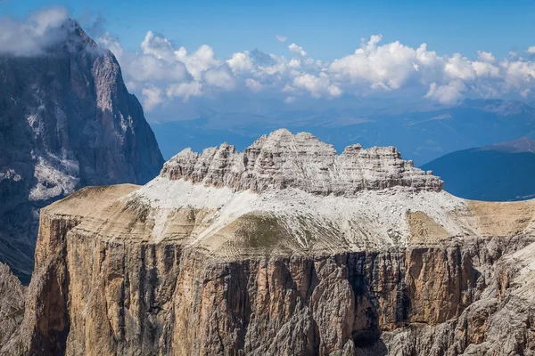 Vrcholky hor v Dolomitech - Itálie — Stock fotografie