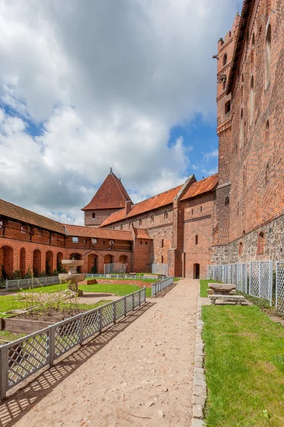 Slottet af den Teutoniske Orden i Malbork - Stock-foto