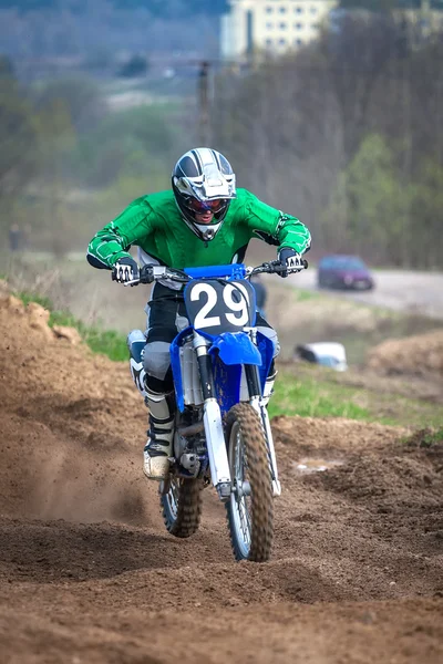 Motocross - un joueur en mouvement — Photo