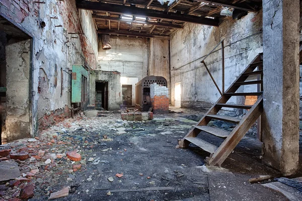 Old, abandoned and forgotten brick factory — Stock Photo, Image