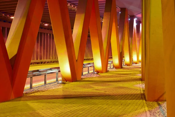 Der Tunnel in der Nacht — Stockfoto