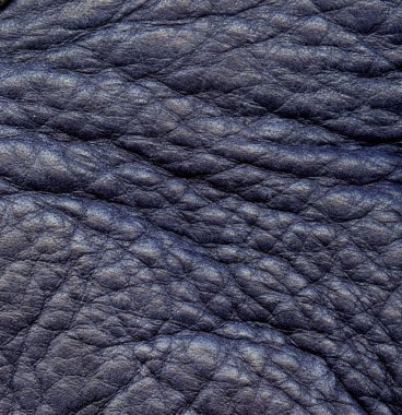 buruşuk siyah deri.