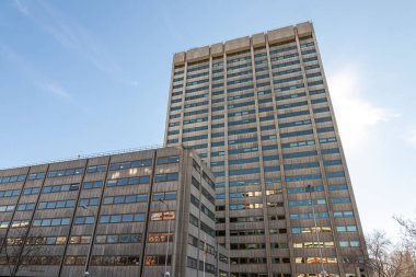 Madrid, İspanya. Torre del Complejo Cuzco, İspanya Ekonomi Bakanlığı 'nın şu anda bulunduğu Brutalist mimari kulesi.