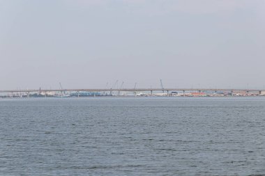 Costa Nova do Prado, Portekiz. Ponte da Barra Köprüsü, Aveiro Limanı ve Aveiro Gölü manzarası