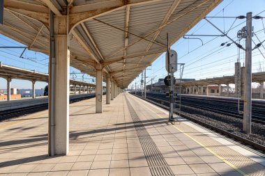 Ciudad Real, İspanya. Ciudad Real Estacion de Ciudad (Ciudad Real tren istasyonu), şehrin ana tren istasyonu.