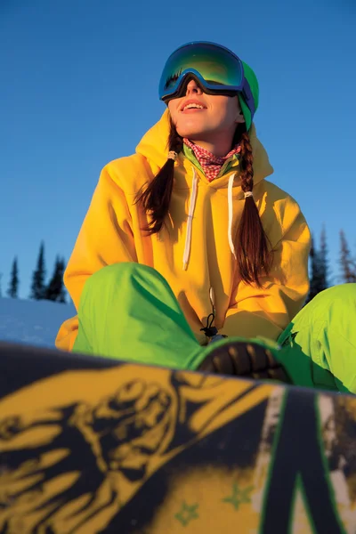 Portrait of young woman — Stock Photo, Image