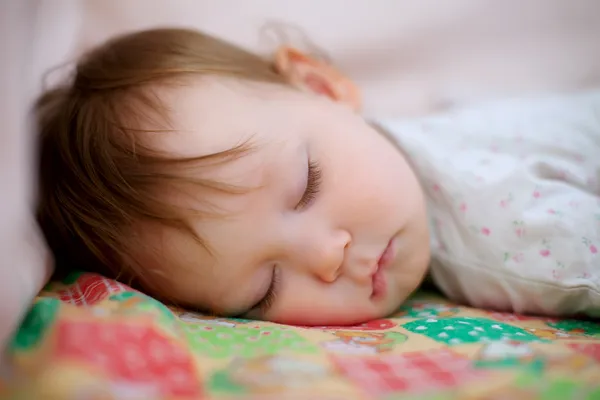 Retrato de adorável bebê adormecido — Fotografia de Stock