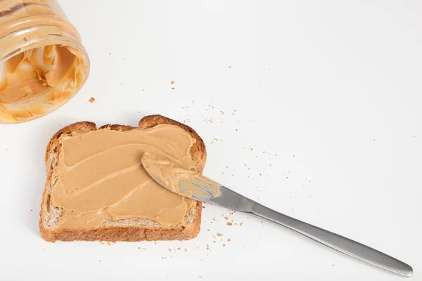 Fıstık ezmesi toats