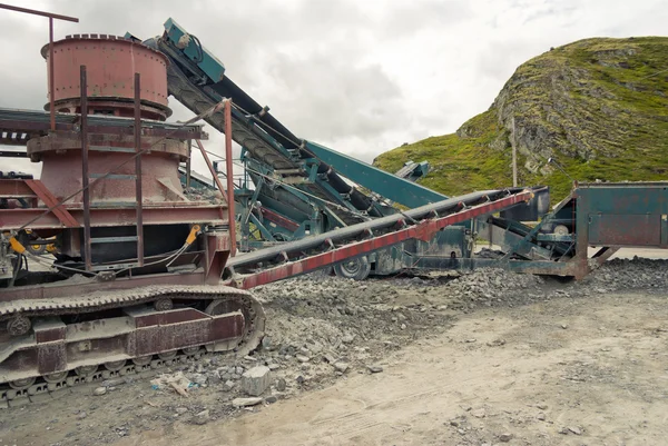 Machines working at quarry — Stock Photo, Image