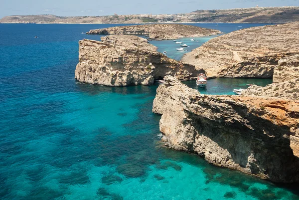 Blue lagoon in Malta — Stock Photo, Image