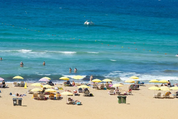 Gouden baai aan de zuidkust van malta — Stockfoto