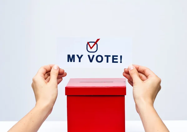 kavramı kırmızı oy sandığı ile oy