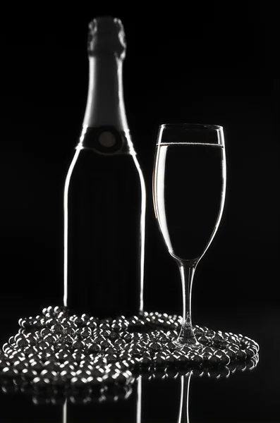 Celebrazione di un'occasione speciale con champagne — Foto Stock