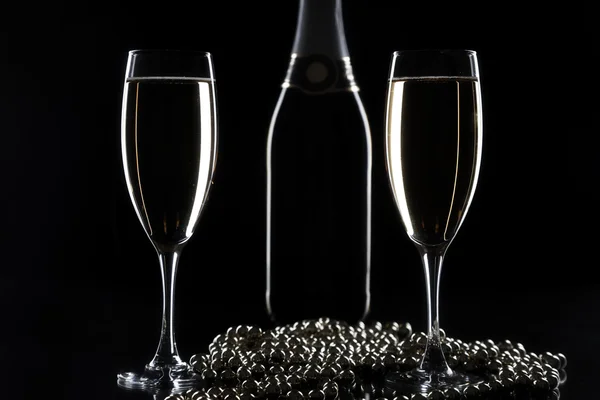 Aniversario o concepto de celebración con champán de lujo — Foto de Stock