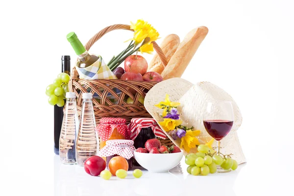 Wine tasting and summer picnic concept — Stock Photo, Image