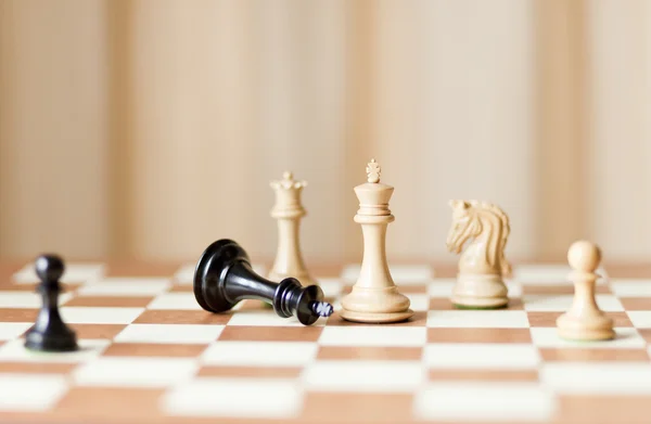Megadta a sakk játék, a győztes és a vesztes fogalom — Stock Fotó