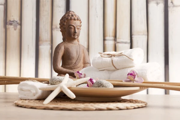 Símbolos ayurveda para la relajación y la belleza interior, buddha y meditación — Foto de Stock