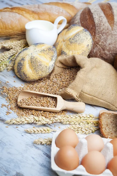 Pan de panadería y panecillos — Foto de Stock