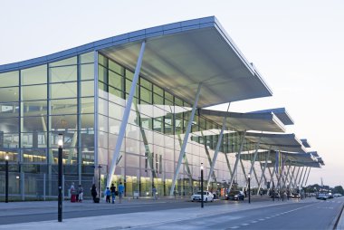 Polonya terminal modern wroclaw Havaalanı
