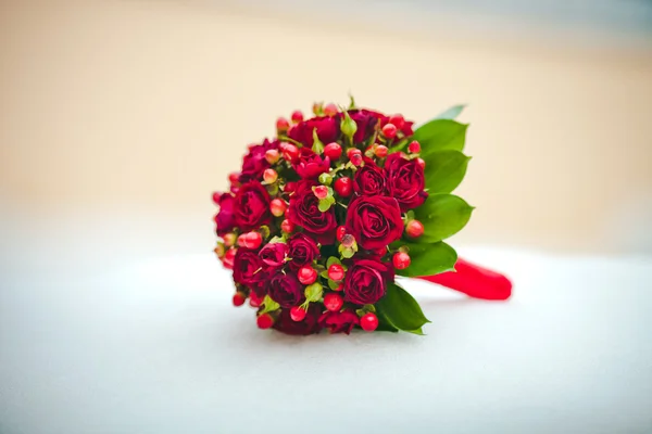 Wedding flowers in the snow — Stock Photo, Image