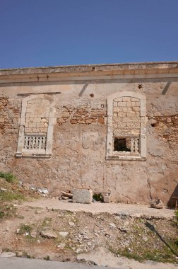 Marina di Avola, İtalya - 15 Eylül 2021: Antik Tonya 'ya Bakış