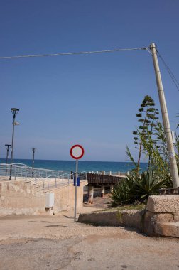 Tremoli, İtalya - 15 Eylül 2021: Tremoli plajı manzarası