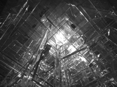 Yazdırma için arkaplan olarak yapılandırılmış grafik arkaplan, farklı renklerdeki cam kristaller