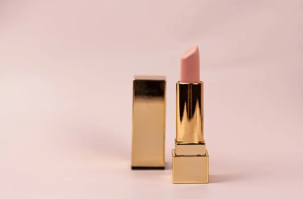 Beautiful Modern Minimal Nude Lipstick Makeup Cosmetic Beige Background — Stock Photo, Image