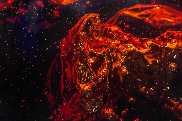 Makro kabarcık ve köpük cola cam duvar