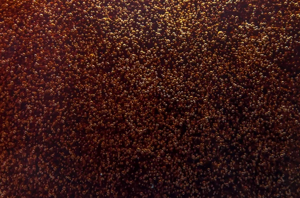 Makro siyah kabarcıklar cola cam duvar