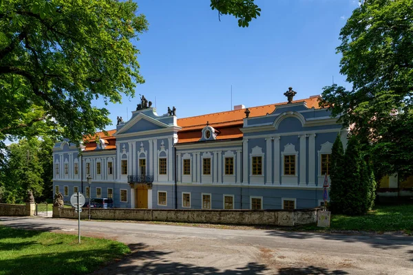 Peruc Června 2022 Rokokový Zámek Peruc Jedním Nejcennějších Čechách Hrad — Stock fotografie