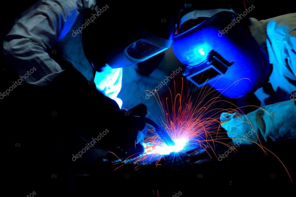 Welding sparks — Stock Photo © 19548085