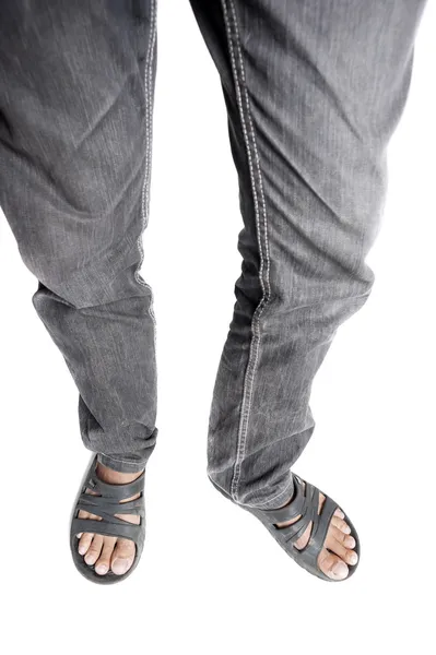 Hombre usando sandalias —  Fotos de Stock
