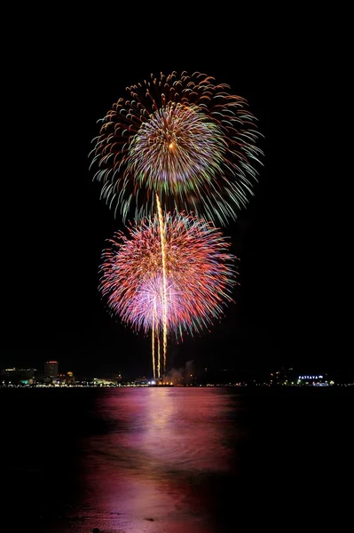 Fuegos artificiales —  Fotos de Stock