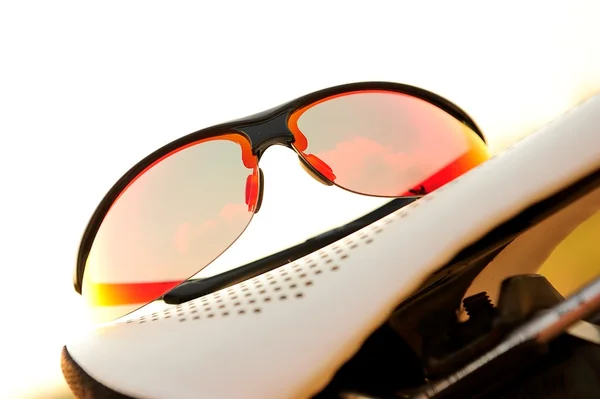 Red sunglasses — Stock Photo, Image