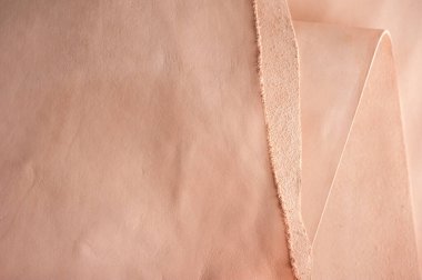 Bitkisel, bronzlaşmış deri dokusu, deri işi için ham madde.