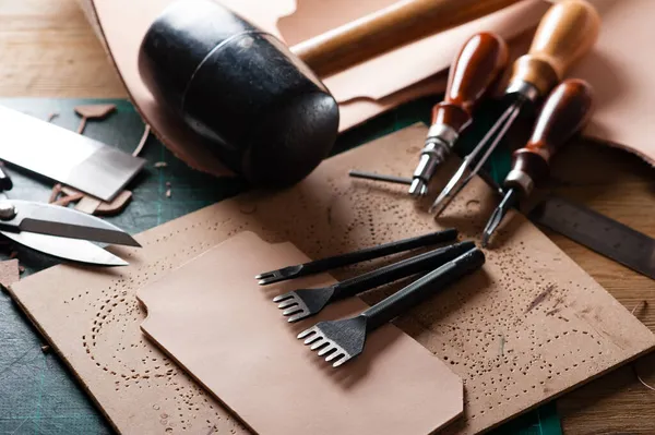 Working Vegetable Tanned Leather Leather Craft Tools — Stock Photo, Image