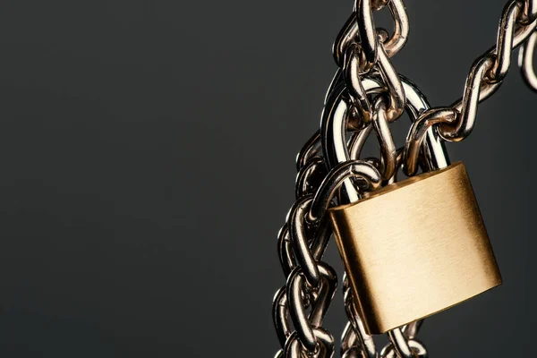 Abstract Stainless Steel Chain Padlock Security Concept — ストック写真