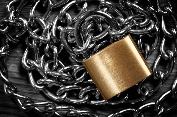 Closeup Stainless Steel Chain Padlock Security Concept — Stock Photo, Image