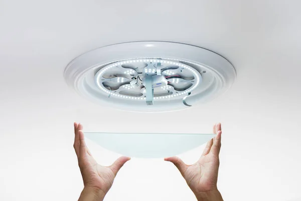 Vervanging Van Buis Door Energiebesparend Led Plafondlicht — Stockfoto