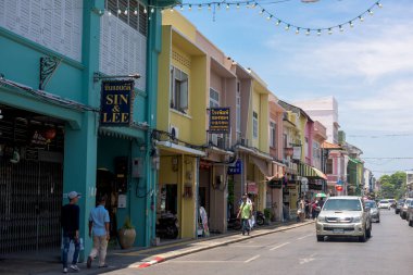 PHUKET, THAILAND - 19 Nisan 2018: Sino Portekiz tarzında eski binası olan eski Phuket kasabası. Phuket, Phuket şehrinin tarihi bir parçasıdır.